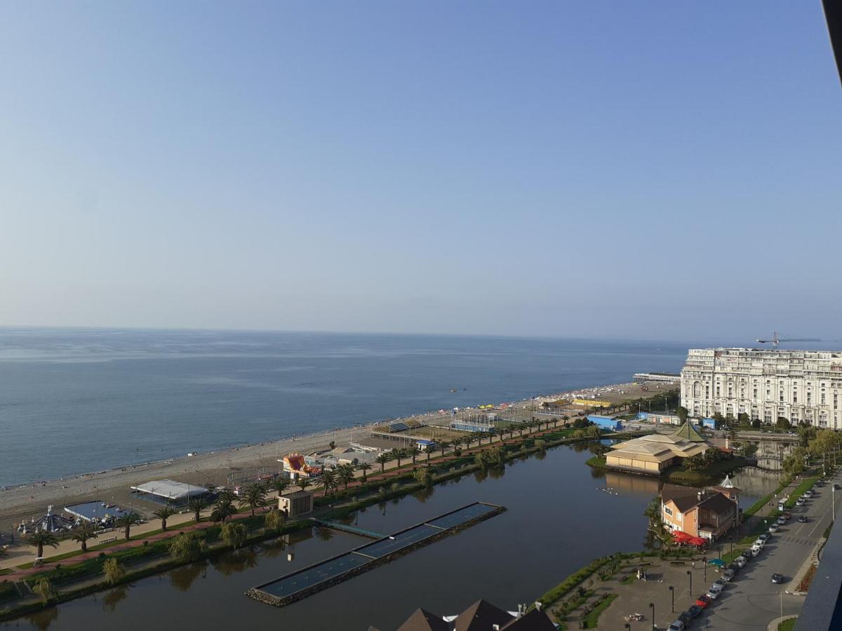 אפרטהוטל באטומי Only Front Sea View, No Side View, Wonderful Panorama, High Floor, Location Guarantee מראה חיצוני תמונה