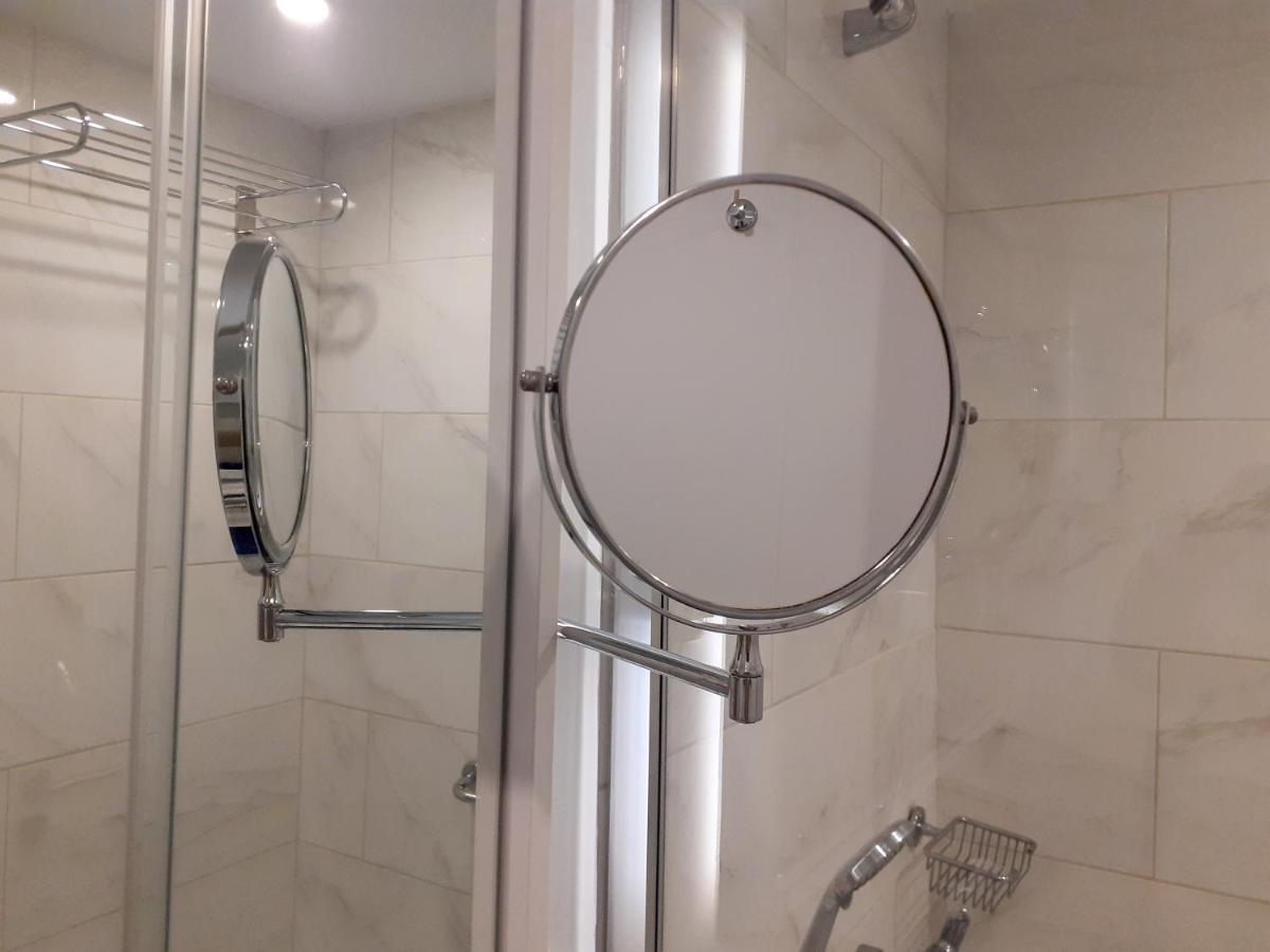 אפרטהוטל באטומי Only Front Sea View, No Side View, Wonderful Panorama, High Floor, Location Guarantee מראה חיצוני תמונה